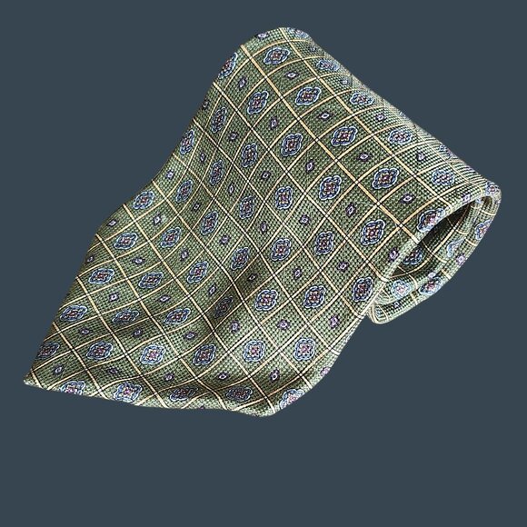 Tommy Hilfiger Green & Blue Printed Silk Tie Made In Italy 59 Inches Long - Picture 1 of 6